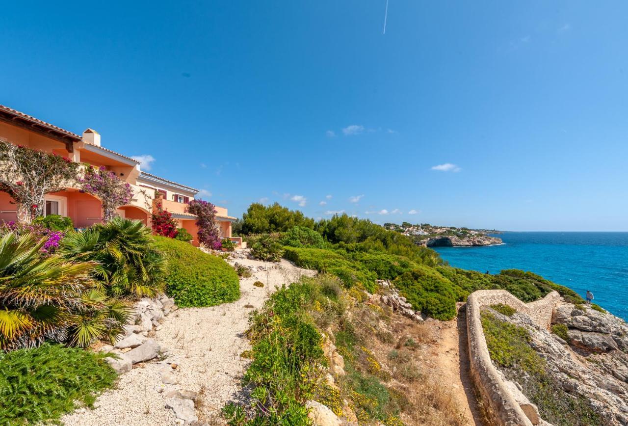 Residencial Playa Mar Apartman Cala Mandia  Kültér fotó